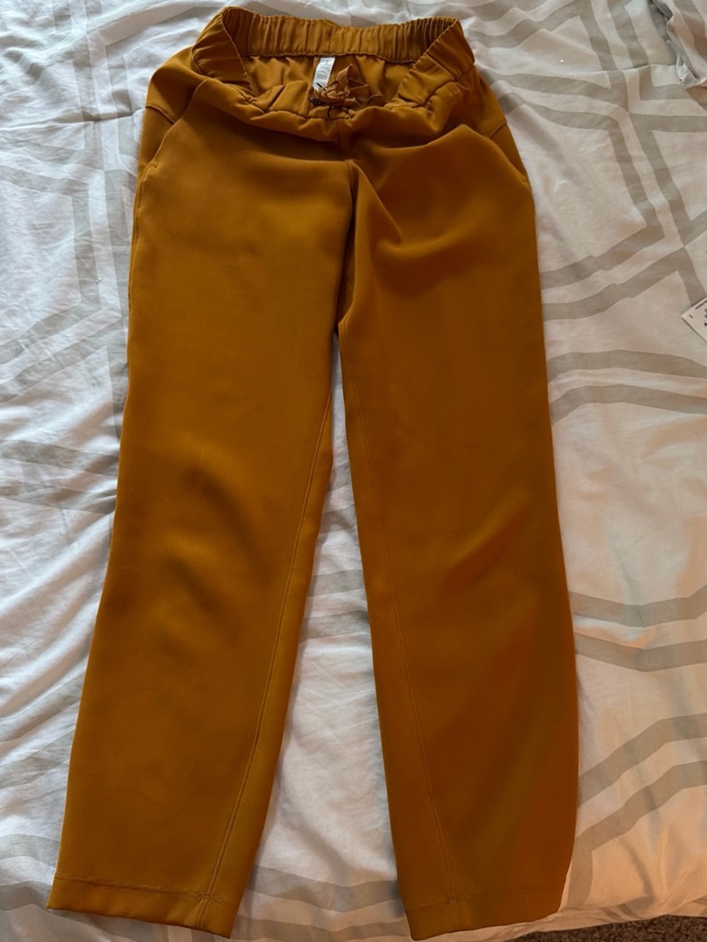lululemon athletica Cropped Ankle Pants in Mustard